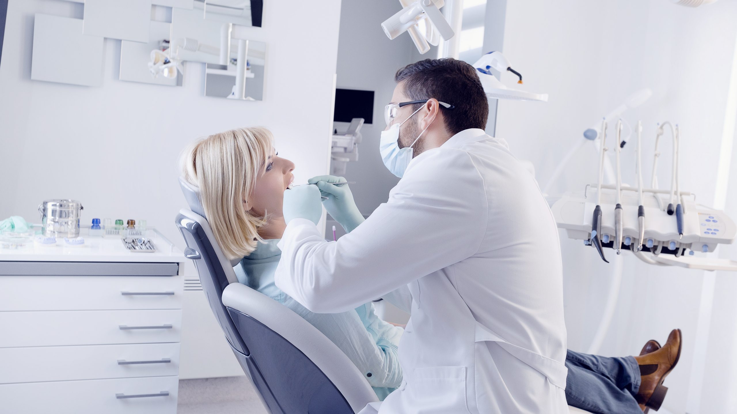 Dentist in North Hills, CA